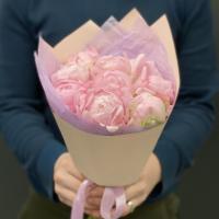 Букет из 9 розовых пионов