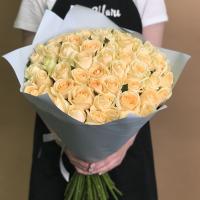 Букет из 55 кремовых роз (60 см)